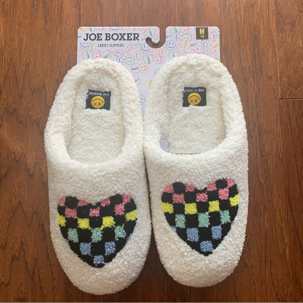 Rainbow Heart Check Slippers - Various Sizes - Picture 1 of 6